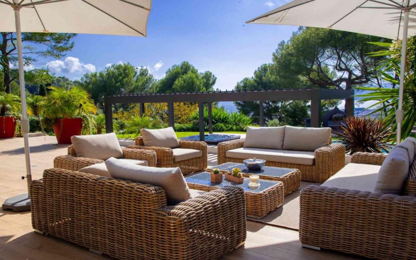 The Cari Villa
