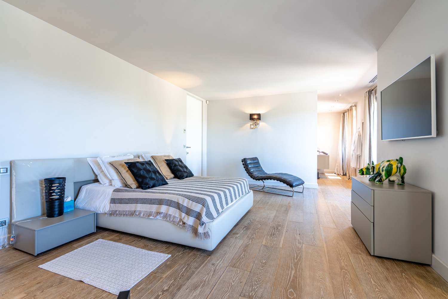 The Lambra Villa