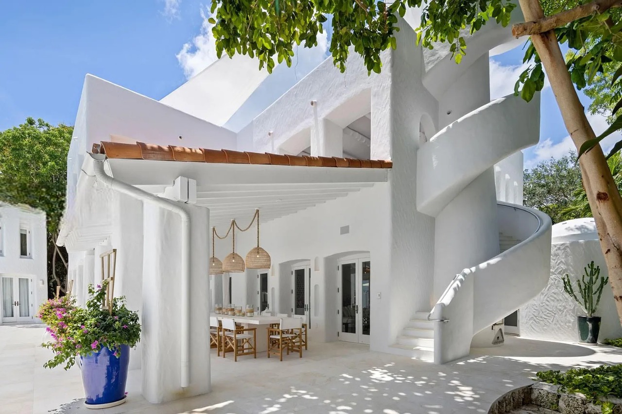 The Mykonos Villa