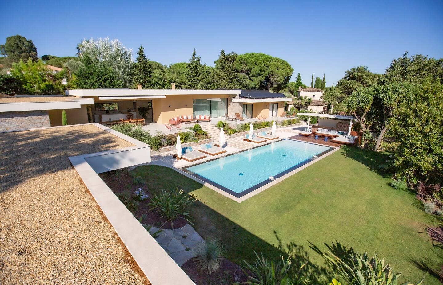 The Alga Villa