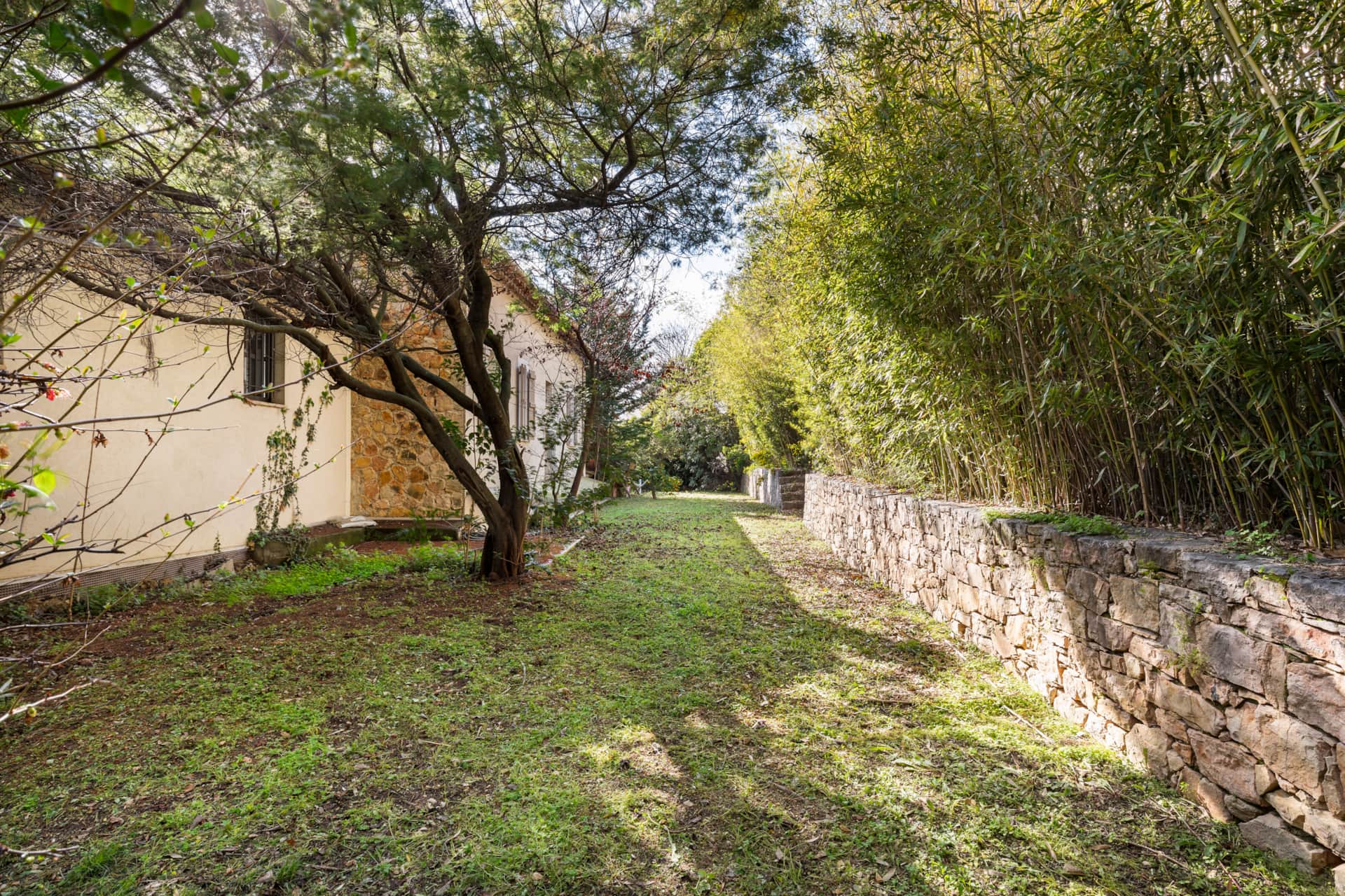 The Hugo Villa