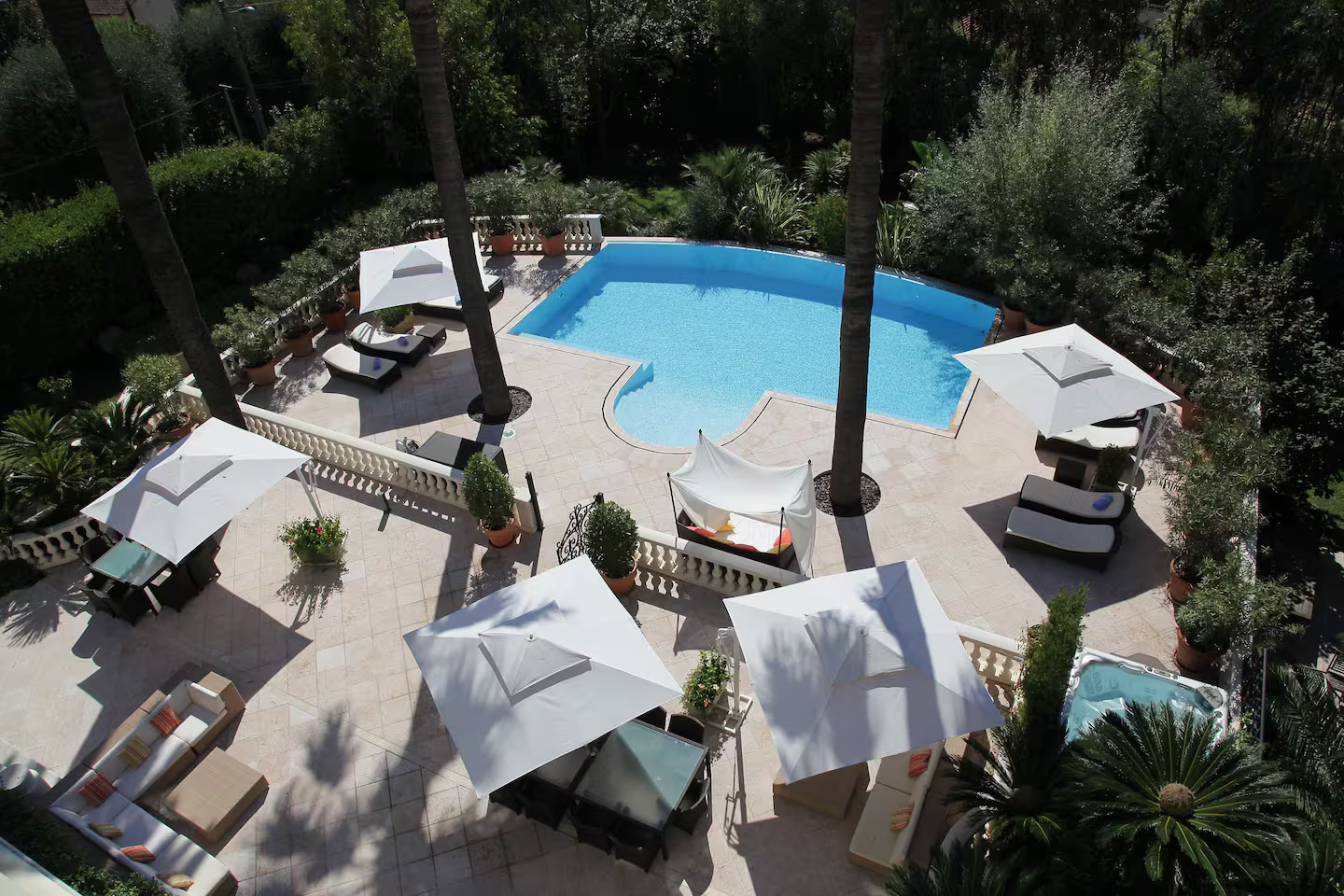 The Alla Villa