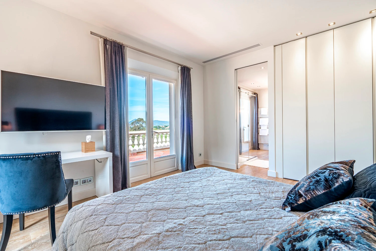 The Lambra Villa