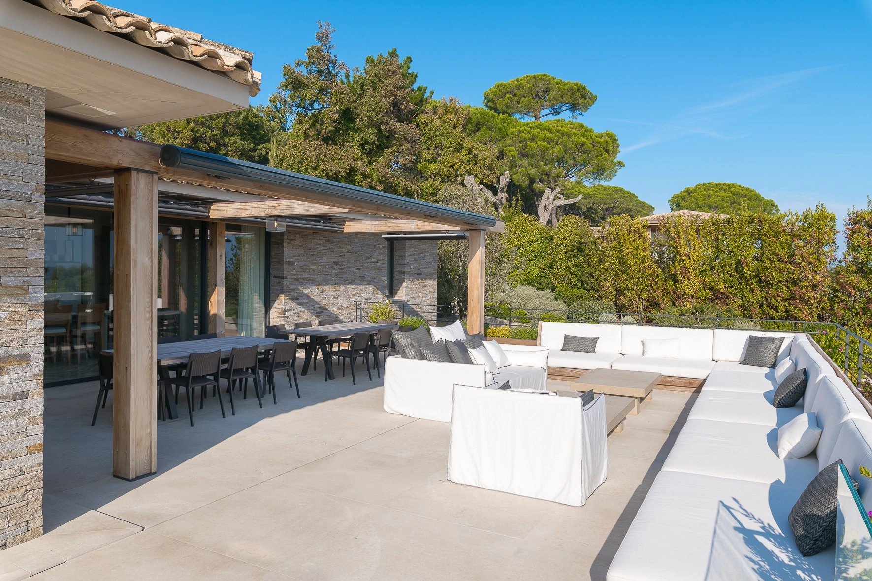 The Bella Villa