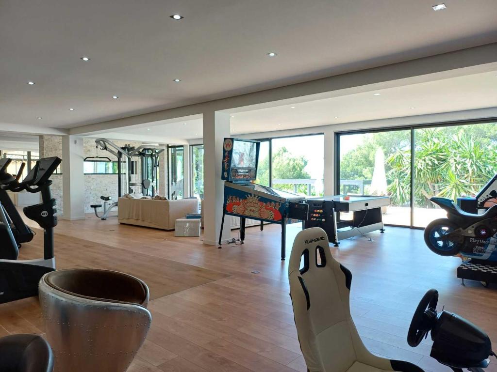 The Cari Villa