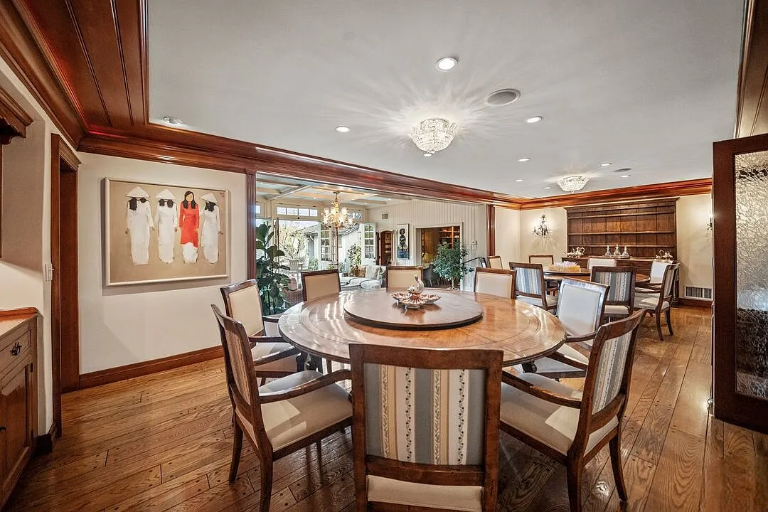 The Sienna Villa