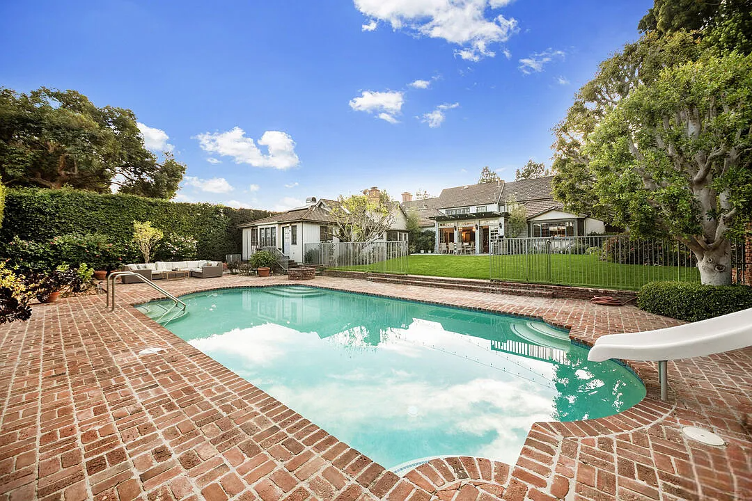 The Sienna Villa