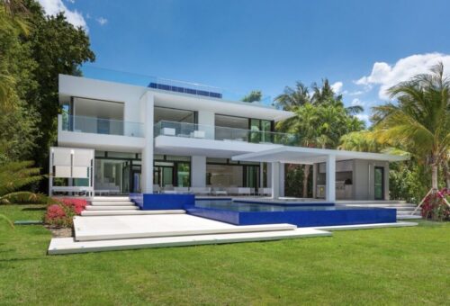 The Versailles Villa