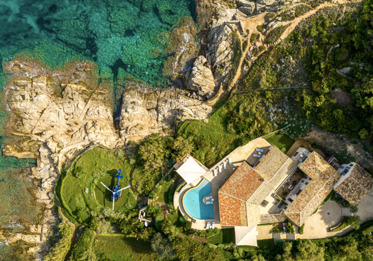 How Are the Villa Rental Companies Helpful for Wedding Events in Saint Tropez?