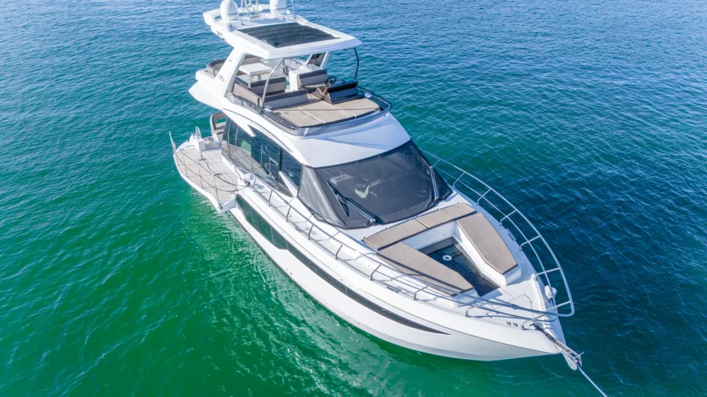 53’ Galeon Hummingbird